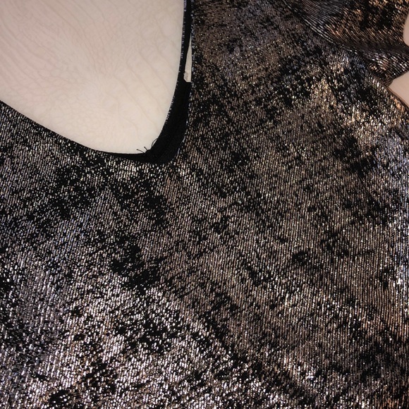 Gold & Black Going-Out Top - Picture 2 of 2